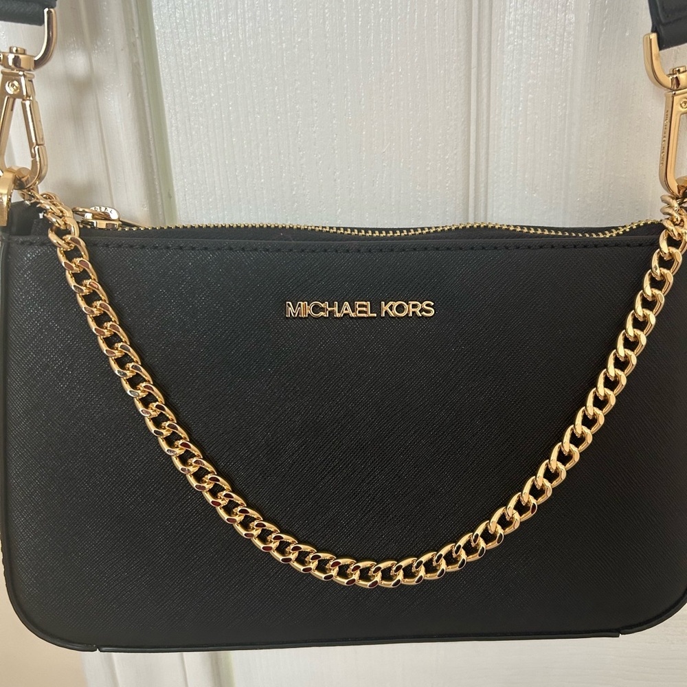 Jet Set Medium Saffiano Leather Crossbody Bag in black and gold